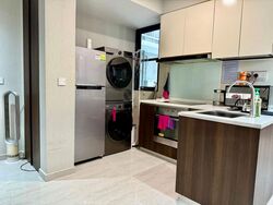 Symphony Suites (D27), Condominium #620745091